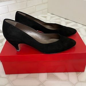 Vintage Black Bandolino Heels